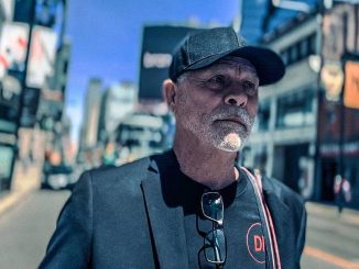 Dennis French and new single "I'm No Beaten"